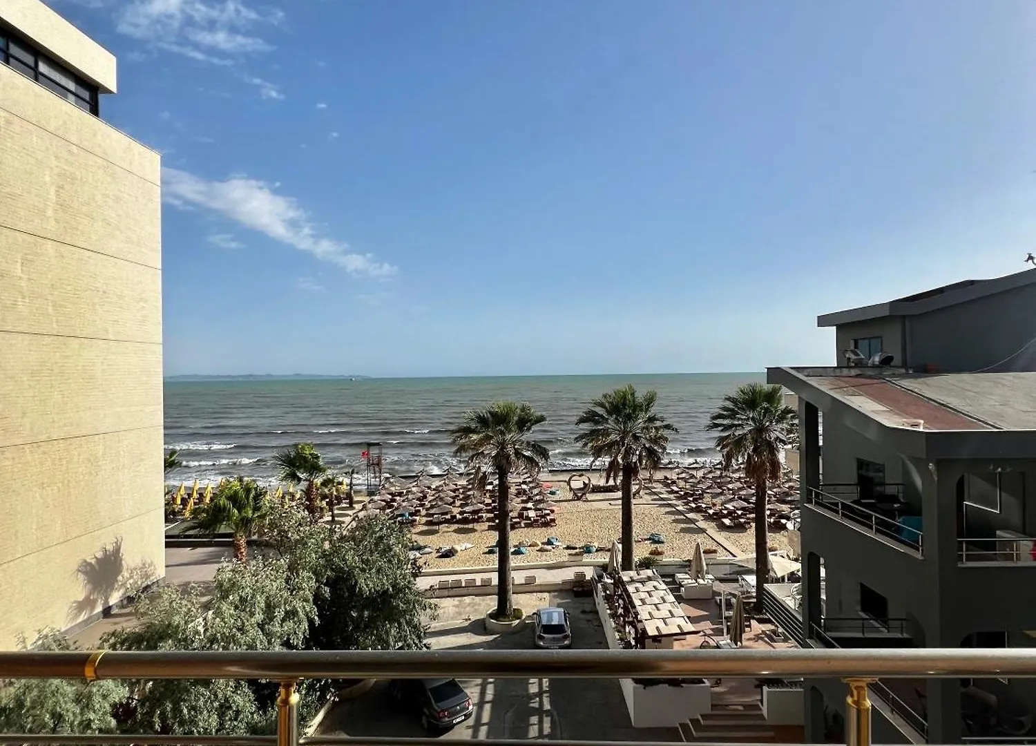 Romantic Couple Sea View Apartment 403 location